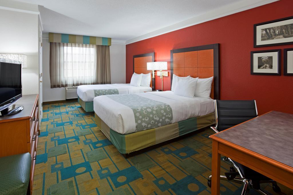 La Quinta Inn Chicago Oakbrook Terrace Eksteriør billede