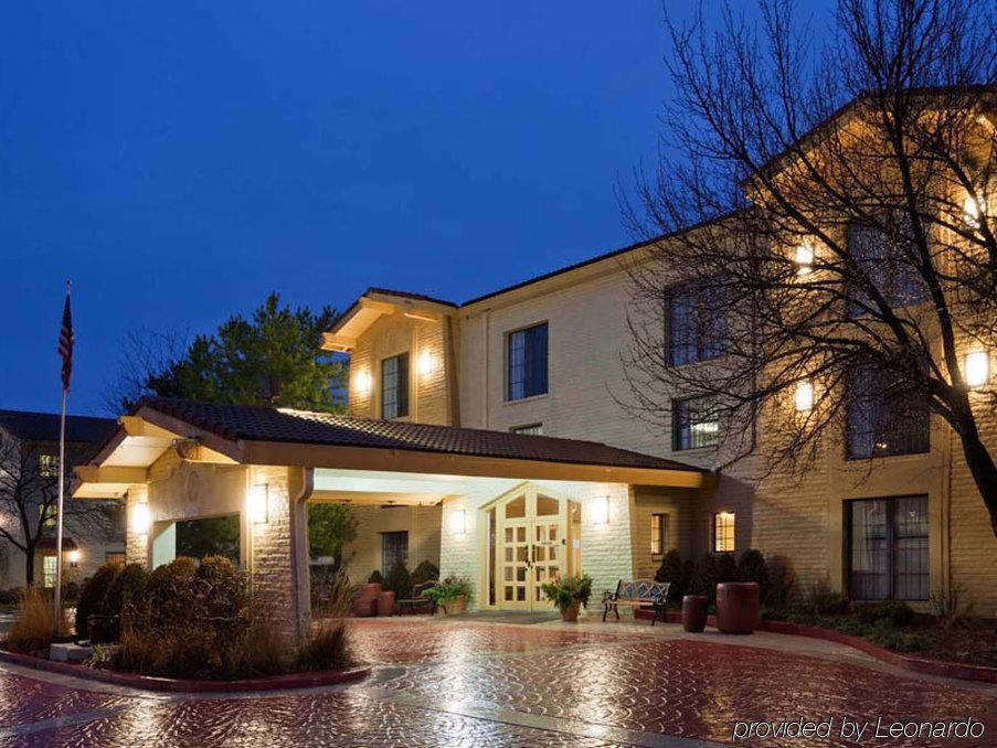 La Quinta Inn Chicago Oakbrook Terrace Eksteriør billede