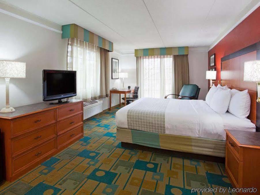 La Quinta Inn Chicago Oakbrook Terrace Eksteriør billede