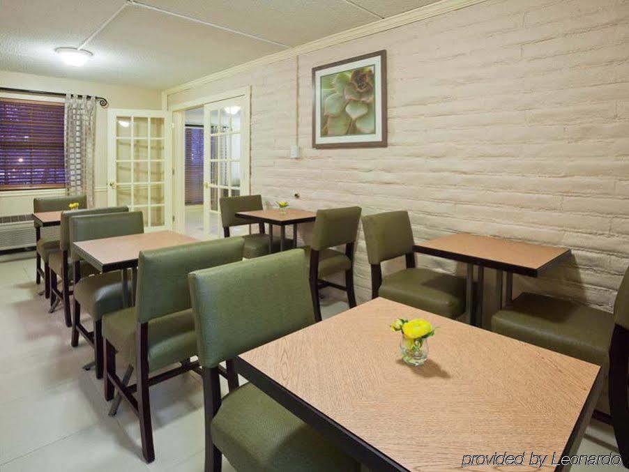 La Quinta Inn Chicago Oakbrook Terrace Eksteriør billede